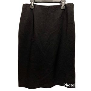 Akris Punto Pencil Black Pencil Skirt, size 8.